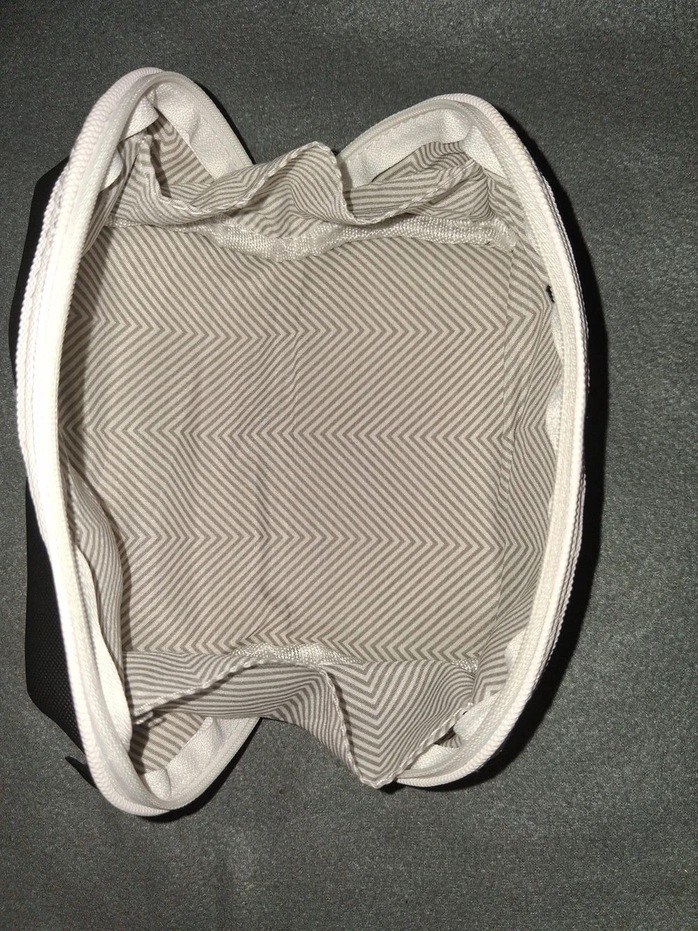 Saks Fith Avenue Cosmetic Bag